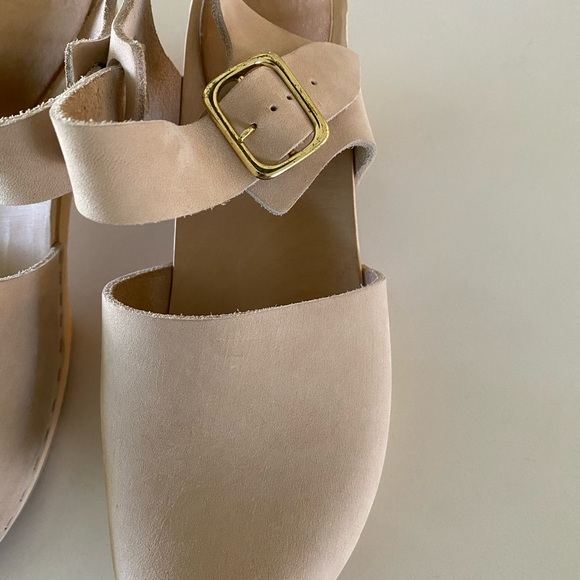 Bryr Emma Natural Leather Clogs - Picture 3 of 12